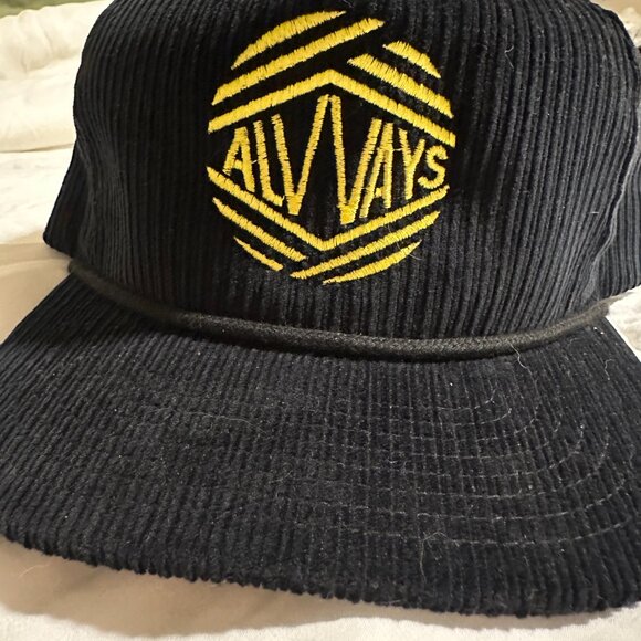 Alvvays Snapback Hat - Picture 2 of 4
